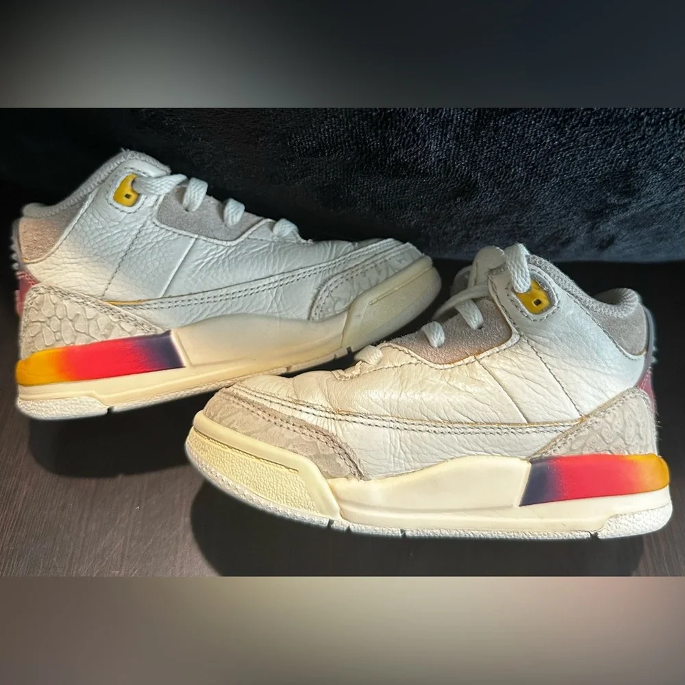Nike Kids Sneakers in White and Yellow with Red Accents